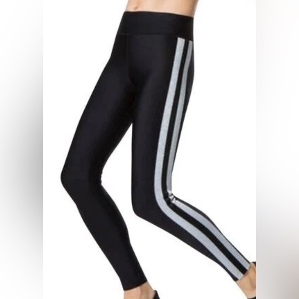 ULTRACOR Set  Women's Collegiate Black Leggings and Top with Silver Accents - Picture 9 of 16